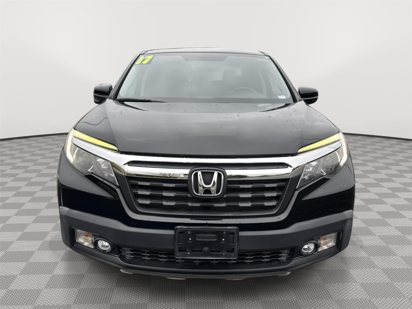 Used 2017 Honda Ridgeline RTL-T with VIN 5FPYK3F65HB009453 for sale in Kansas City