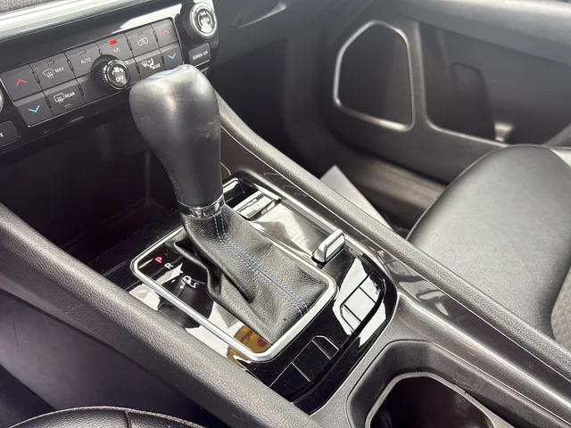 Used 2022 Black Jeep Latitude image 37