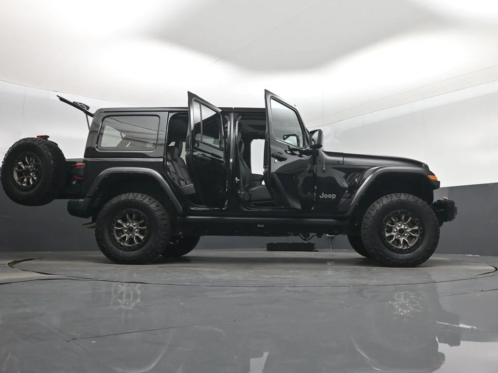 Used 2023 Black Jeep Rubicon 392 image 7