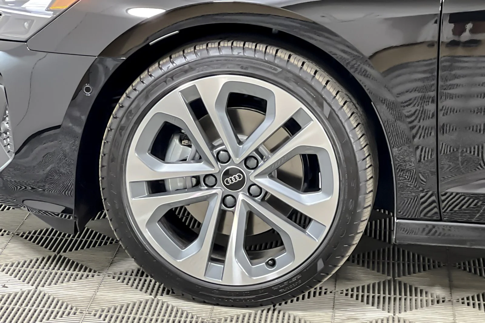 New 2026 Brilliant Black Audi Premium Plus quattro *Ltd Avail* image 24