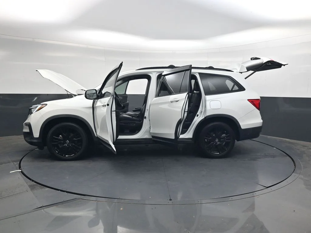 Used 2022 Platinum White Pearl Honda Special Edition image 36