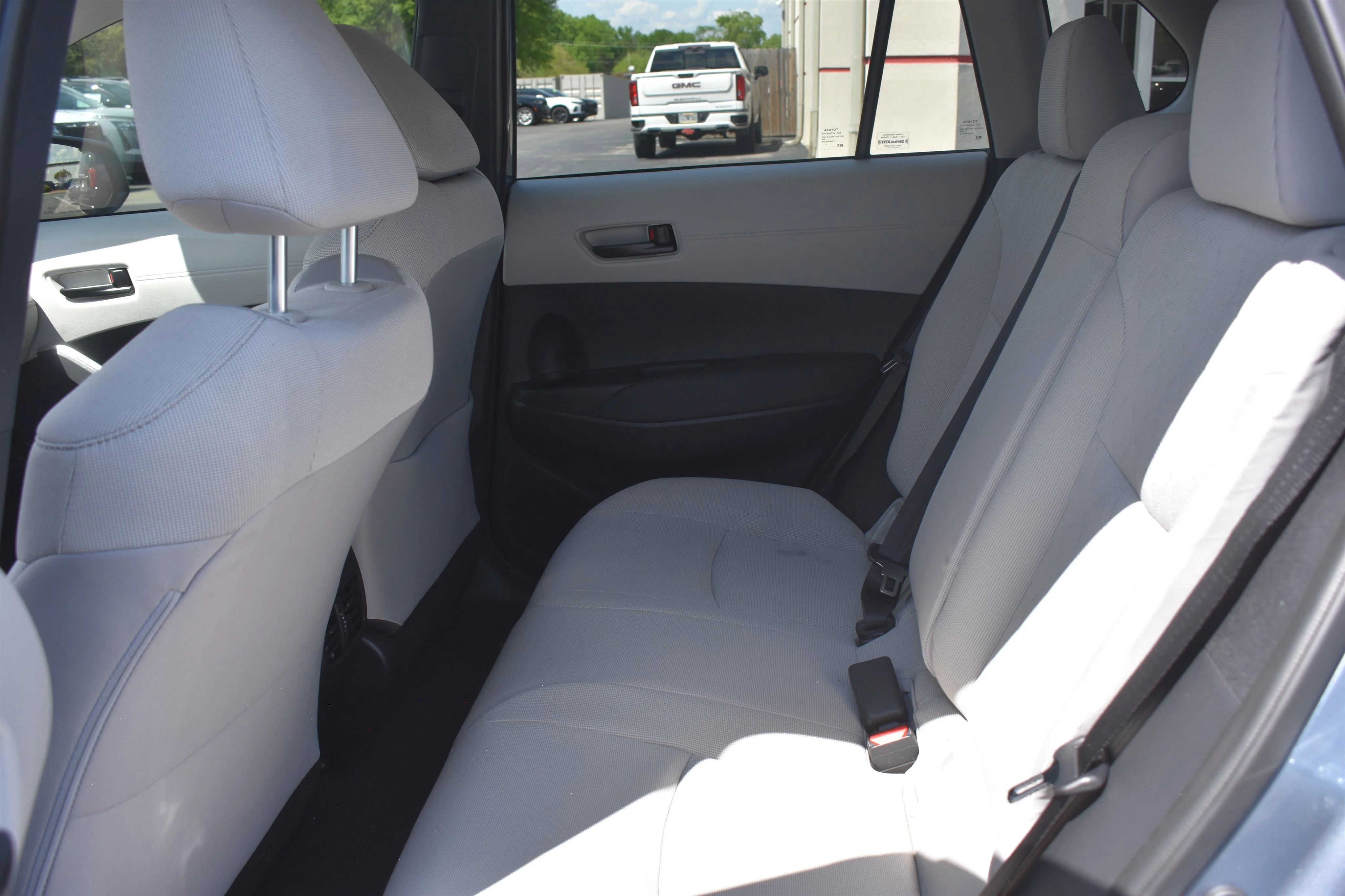 Used 2024  Toyota LE image 15