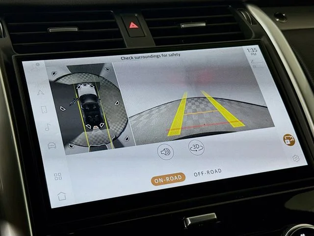 2026 Land Rover Discovery Dynamic SE - Photo 17