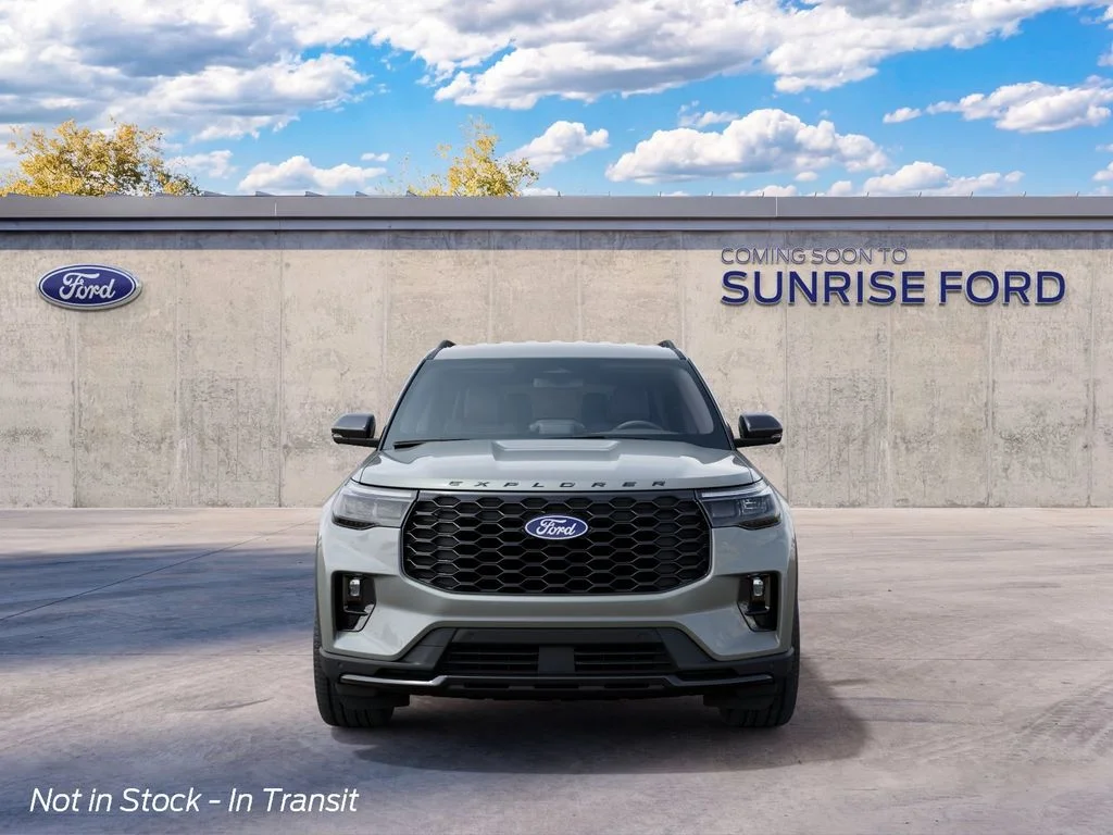 New 2027 Avalanche Gray Ford ST-Line image 3