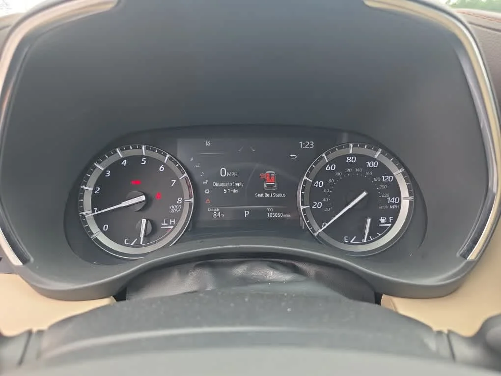 Used 2021 Moon Dust Toyota Platinum image 25