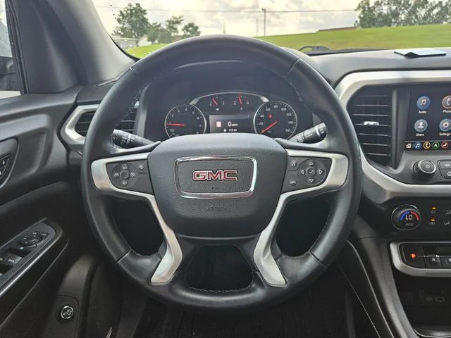 Used 2023 White GMC SLT image 14