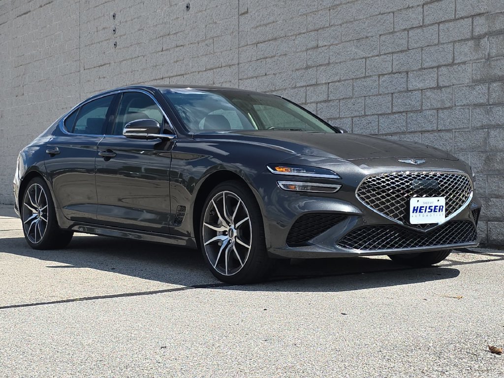 2025 GENESIS G70 Standard - Photo 14