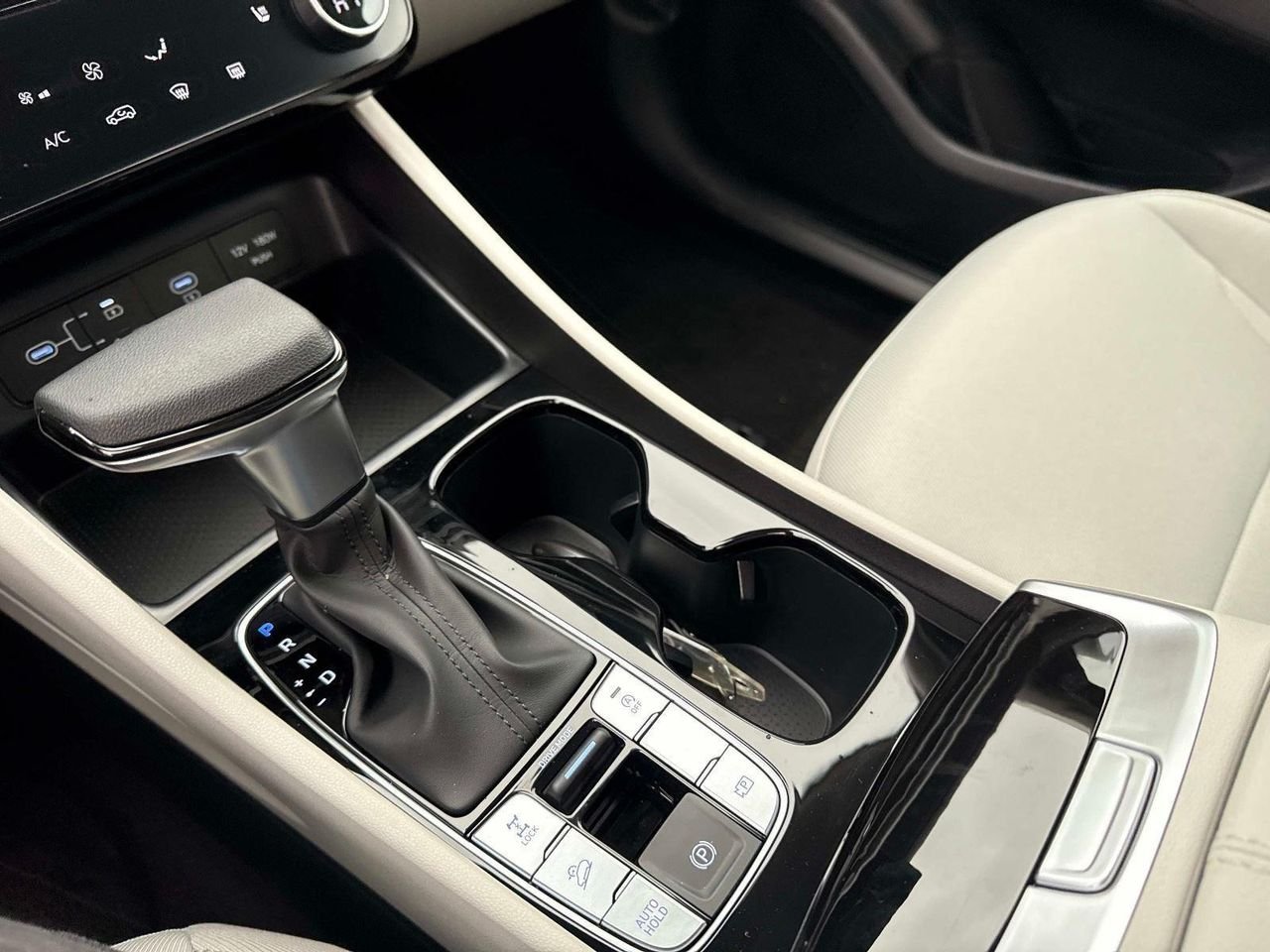 New 2026 Hampton Gray Hyundai SEL AWD image 57