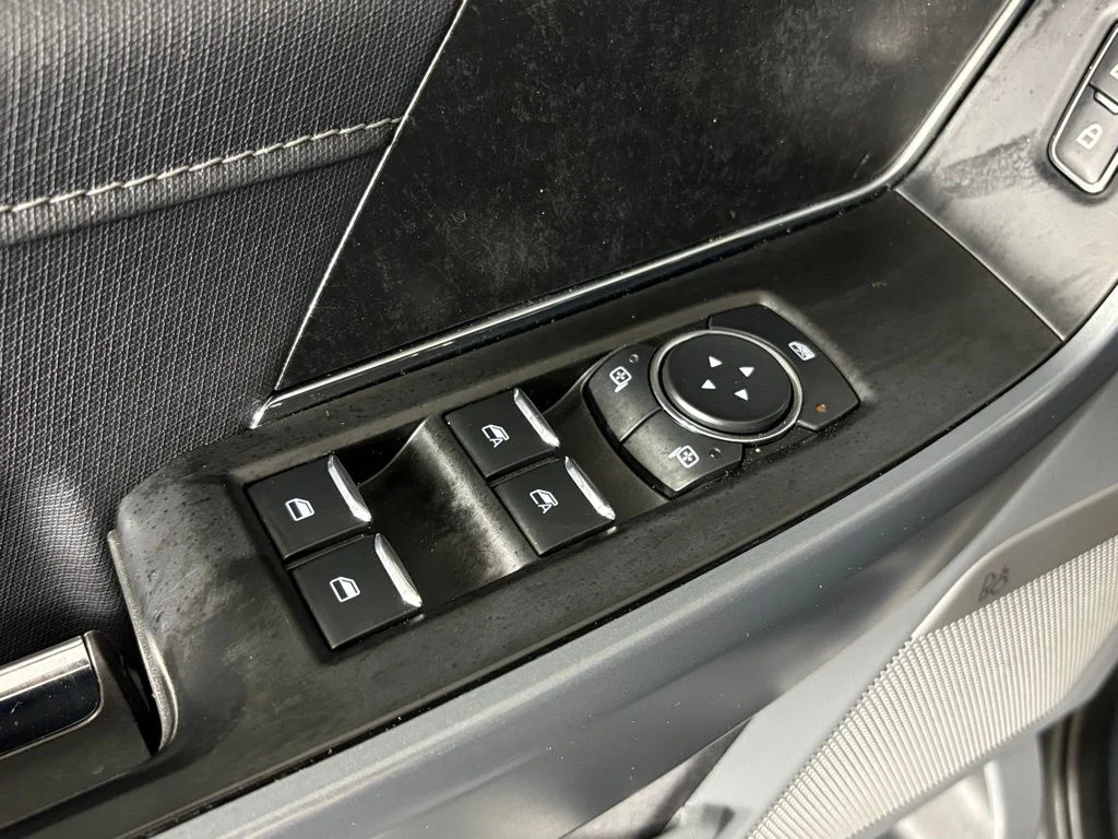 Used 2023 Gray Ford XLT image 15
