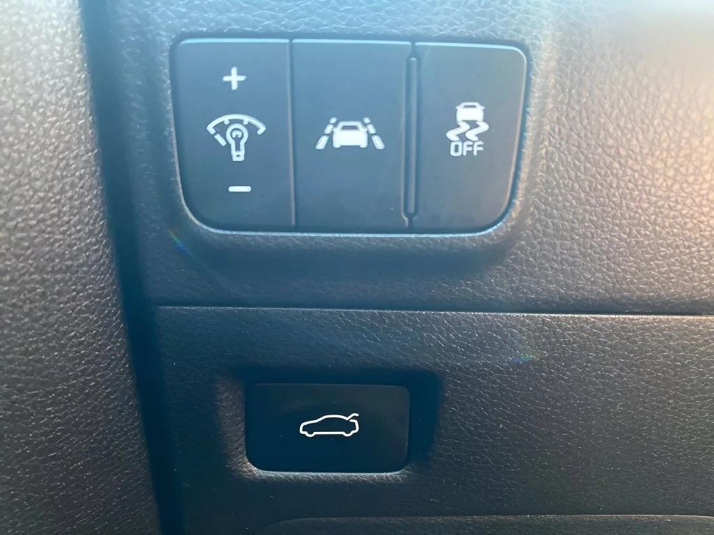Used 2023  Kia GT-Line image 19