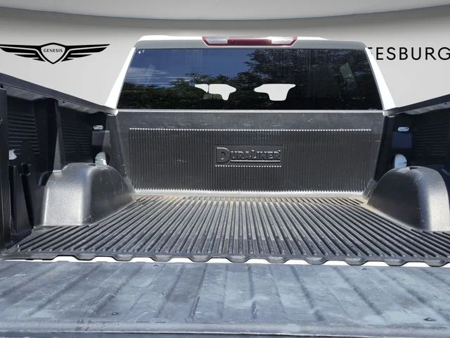 Used 2025 White Chevrolet LT image 15