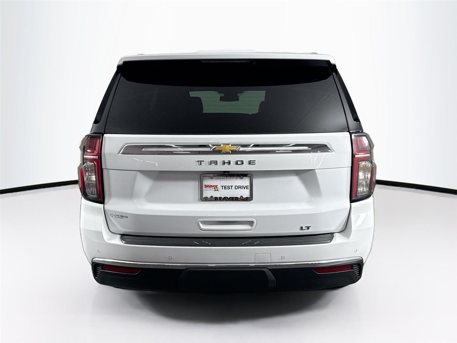 Used 2024 Summit White Chevrolet LT image 11