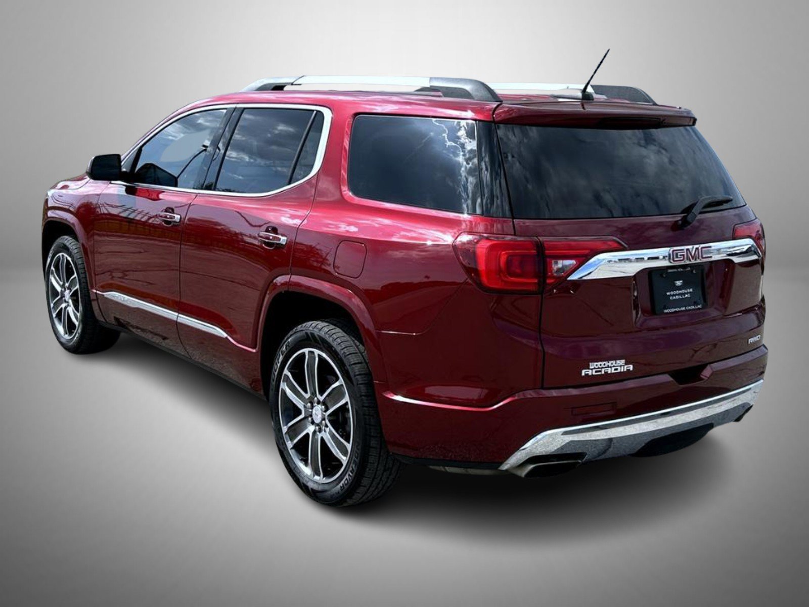 Used 2018 Red GMC Denali image 7