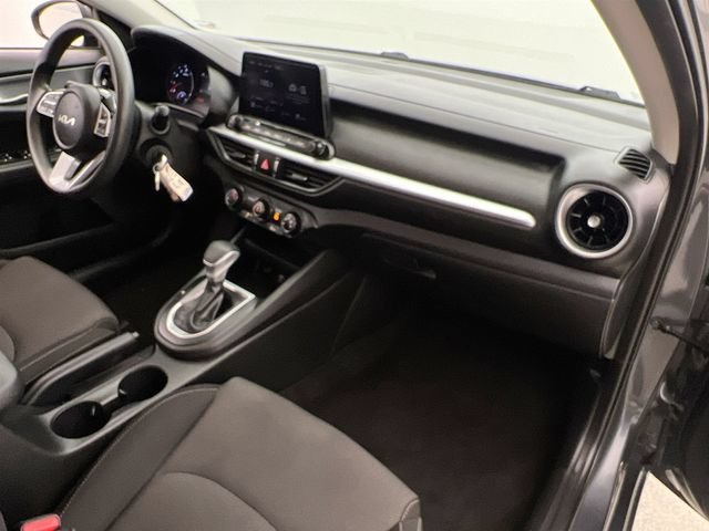 Certified Used 2024 Gravity Gray Kia LXS image 13