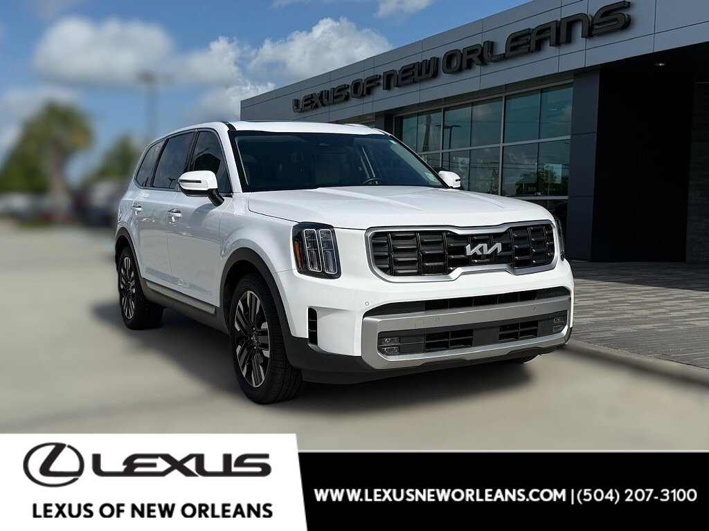 Used 2023 Glacial White Pearl Kia SX image 1