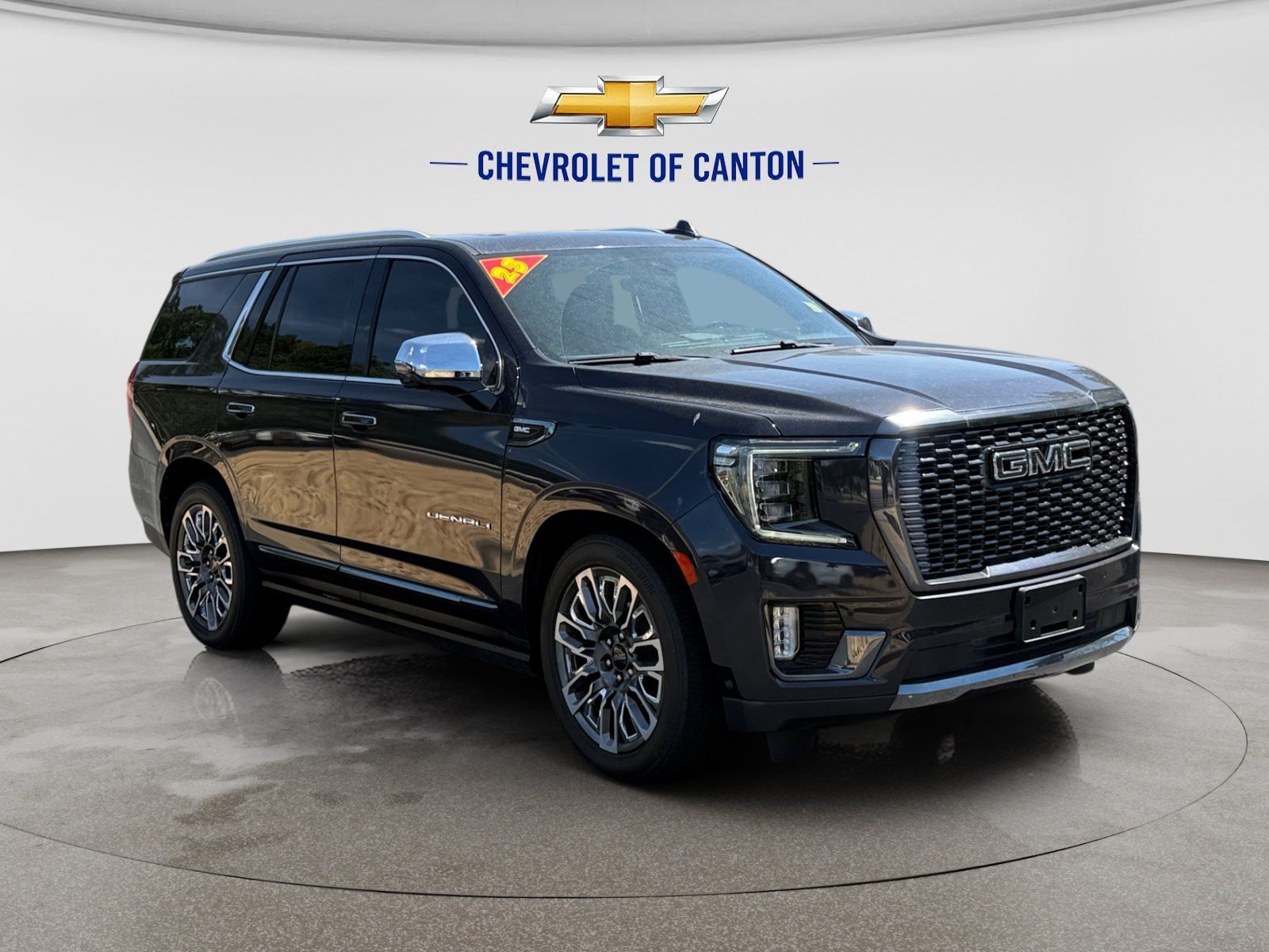 2023 GMC Yukon Denali Ultimate - Photo 3