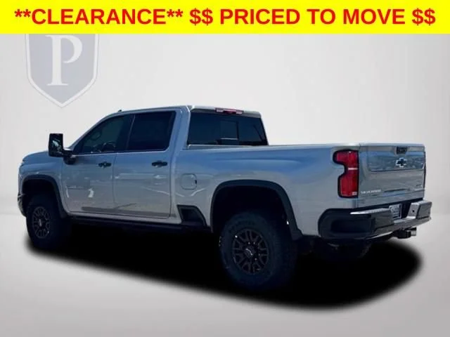 2026 Chevrolet Silverado 2500 HD ZR2 - Photo 11