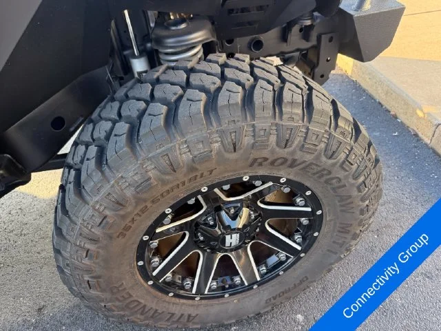 Used 2017 Black Clearcoat Jeep Unlimited Sport image 6