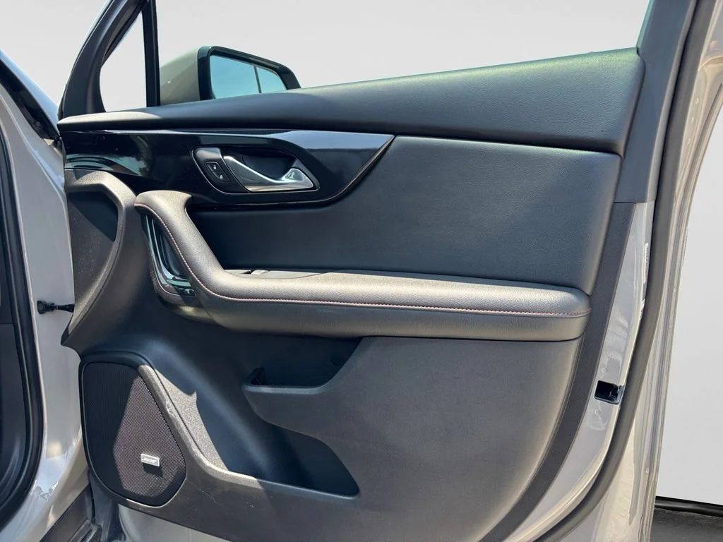 Used 2021 Gray Chevrolet RS image 54