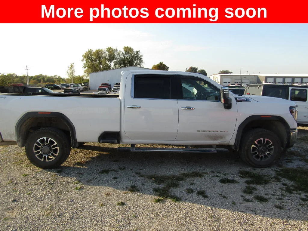 Used 2024 Summit White GMC SLT image 6