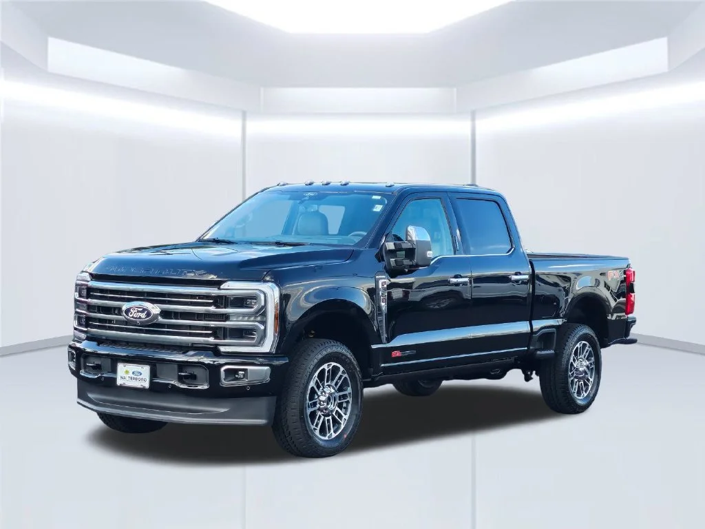 New 2027 Agate Black Metallic Ford F-350® Platinum® image 2