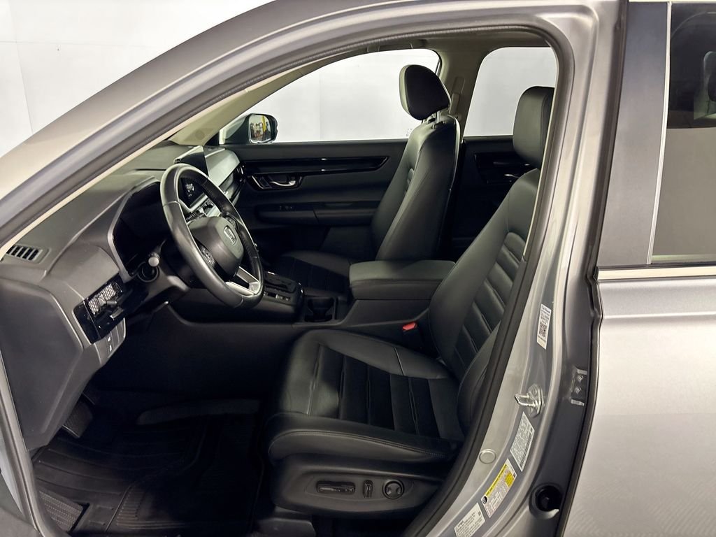Used 2023 Silver Honda EX-L image 11