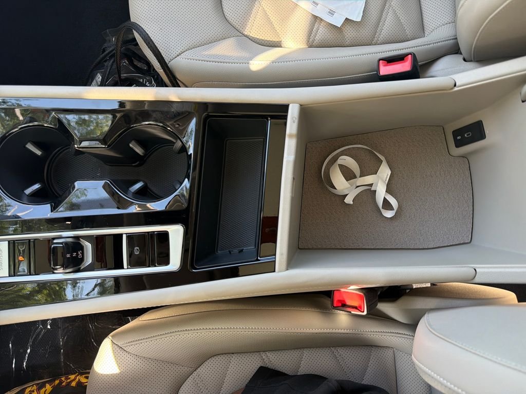 New 2026  Volkswagen SE w/Technology image 25