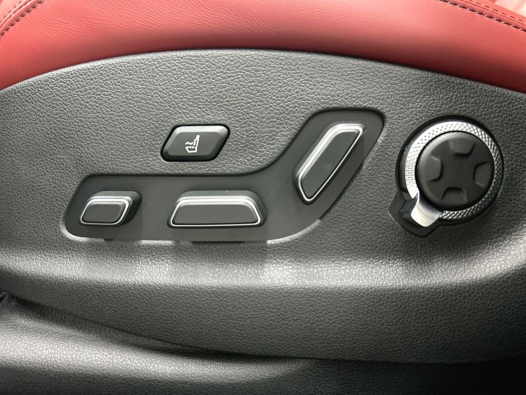 2026 GENESIS GV70 Sport Prestige - Photo 32
