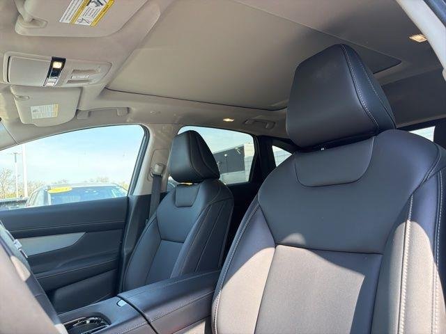 Certified Used 2025 Gun Metallic Nissan SL image 7