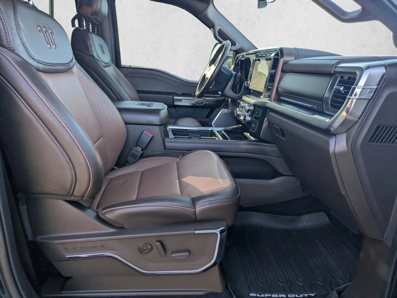 Used 2024 Antimatter Blue Metallic Ford King Ranch image 22