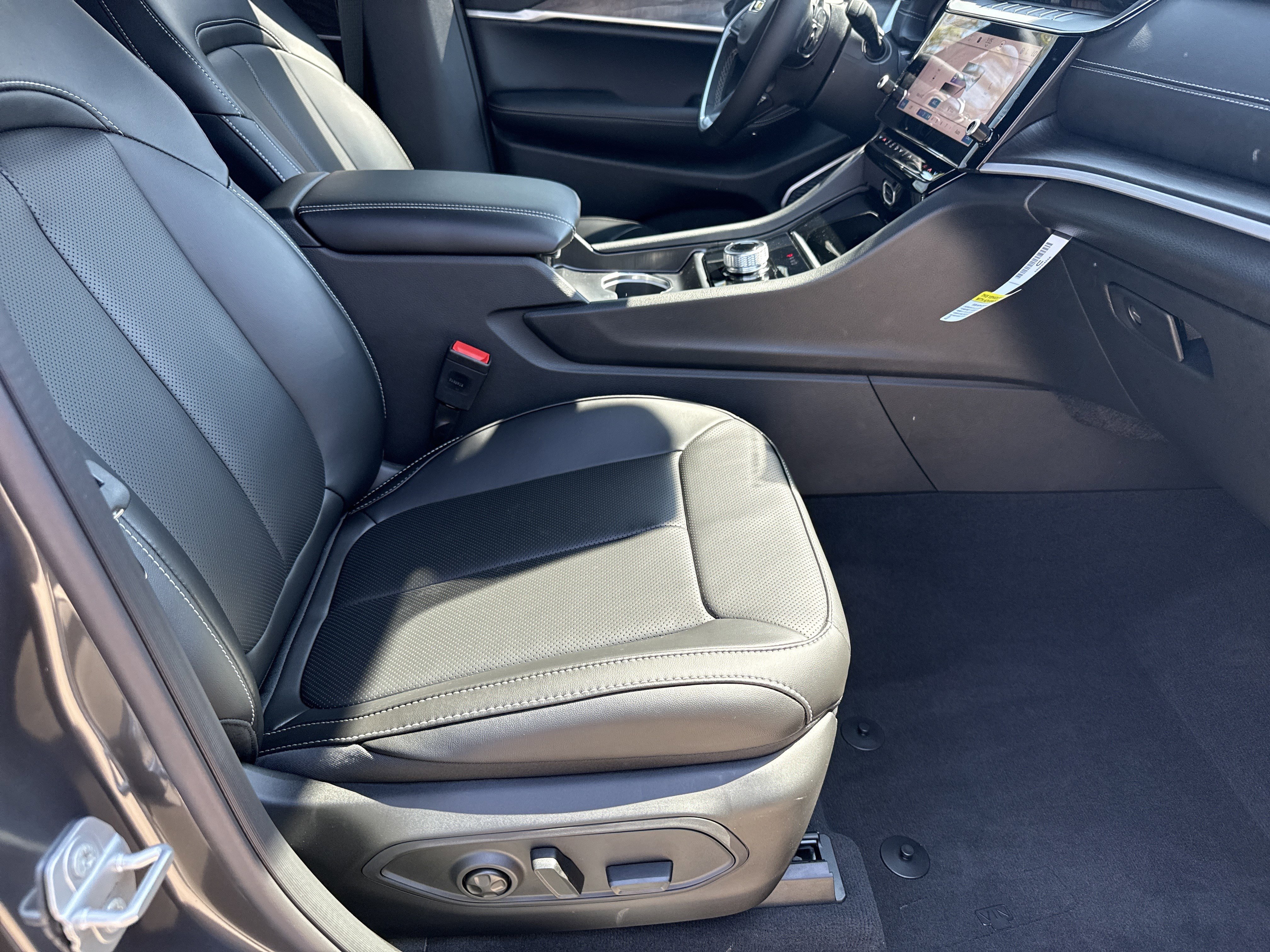 New 2026 Baltic Gray Metallic Clearcoat Jeep Limited image 13