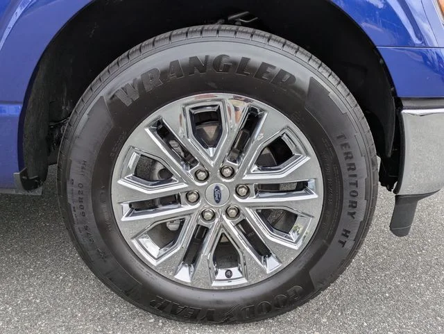 New 2026 Blue Ford XLT image 10