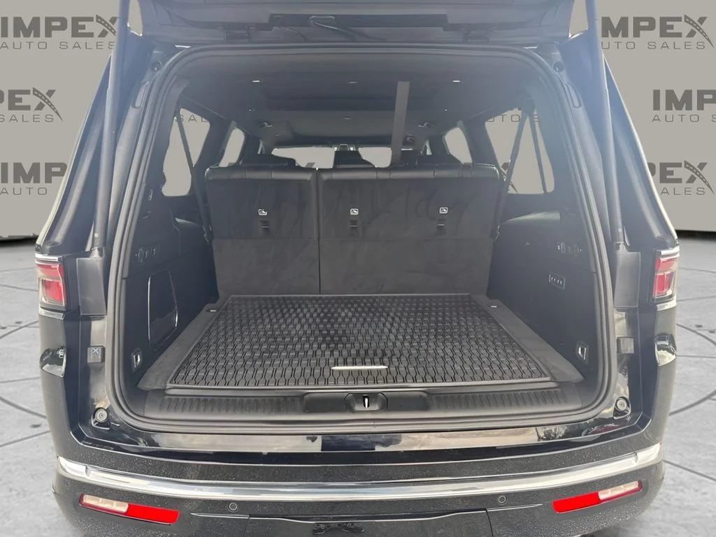 Used 2024 Black Jeep Series III image 27