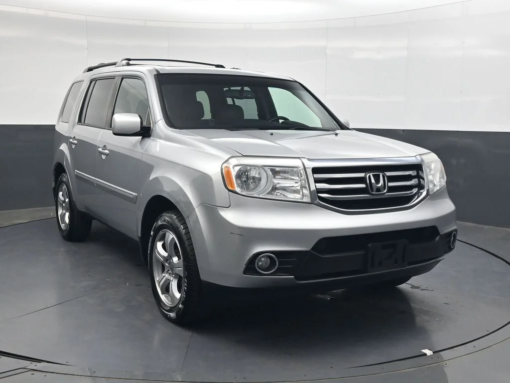 Used 2012 Polished Metal Metallic Honda EX-L image 2
