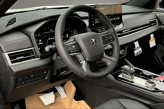New 2026 White Mitsubishi Black Edition image 7
