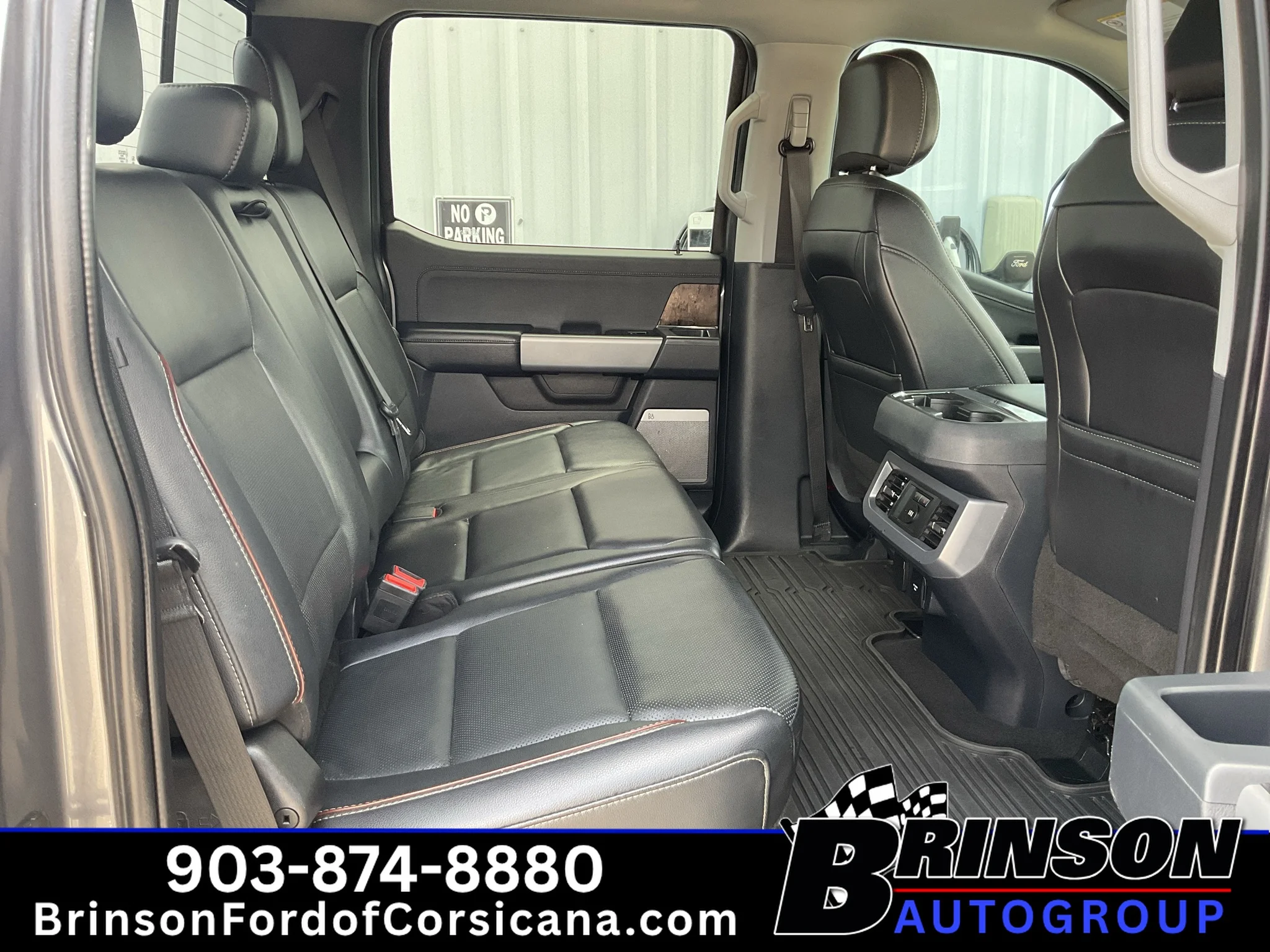 Used 2024 Carbonized Gray Metallic Ford LARIAT image 20