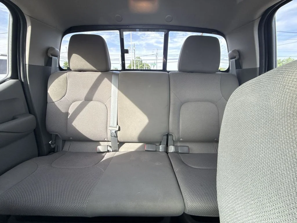 Used 2019 Gray Nissan SV image 21