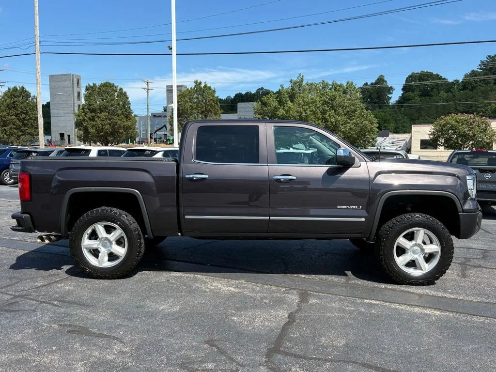 Used 2015 IRIDIUM METALLIC GMC Denali image 7