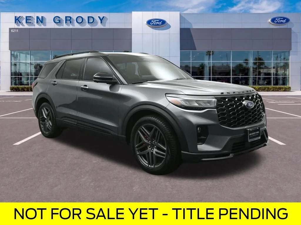 2025 Ford Explorer ST 4WD (PL535)'s photo