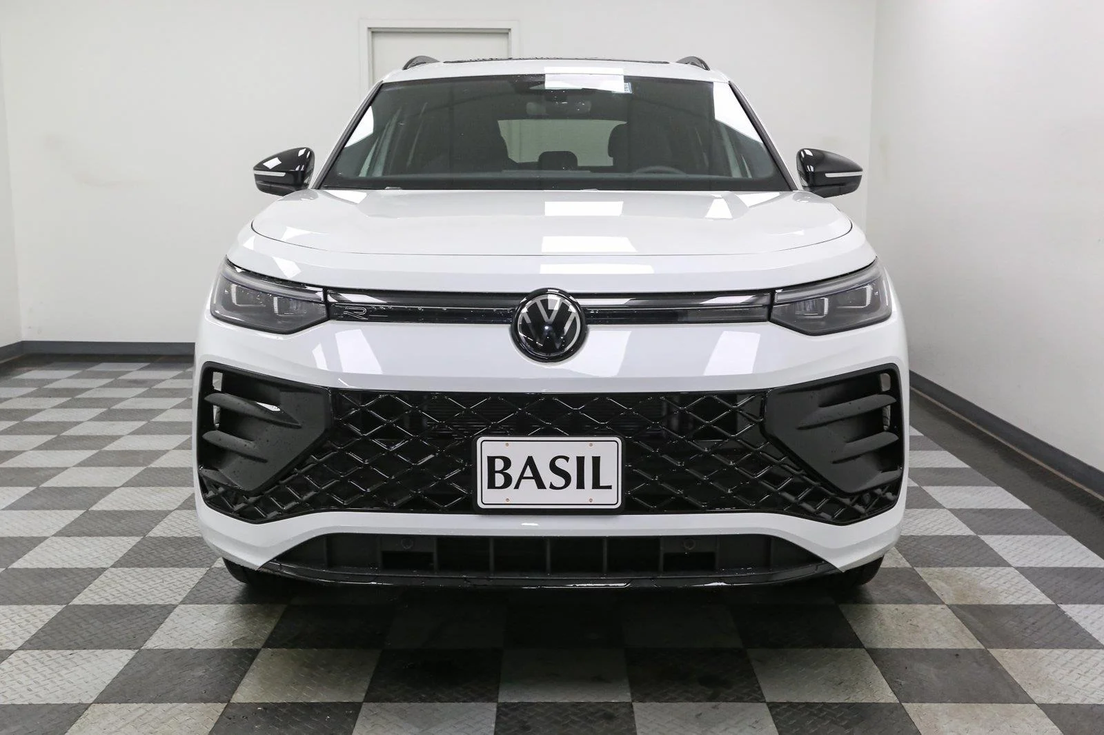 New 2026 Opal White Pearl Volkswagen SE R-Line Black image 3