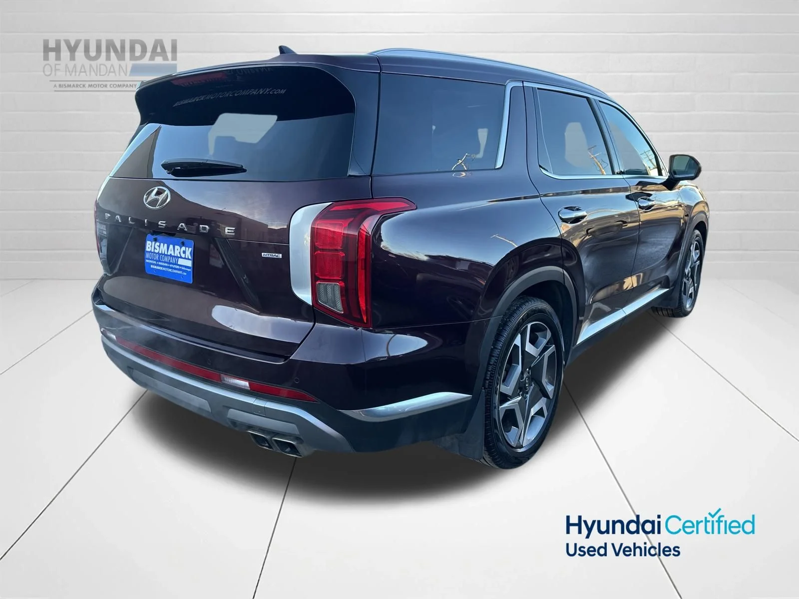 Used 2023 Red Hyundai Limited image 5