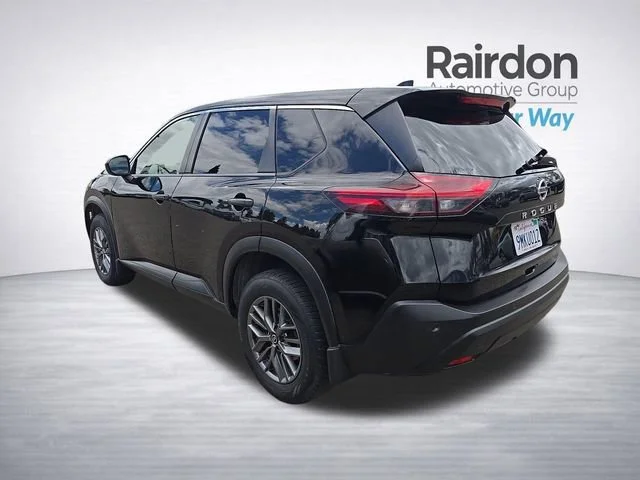 Used 2021 Super Black Nissan S image 5