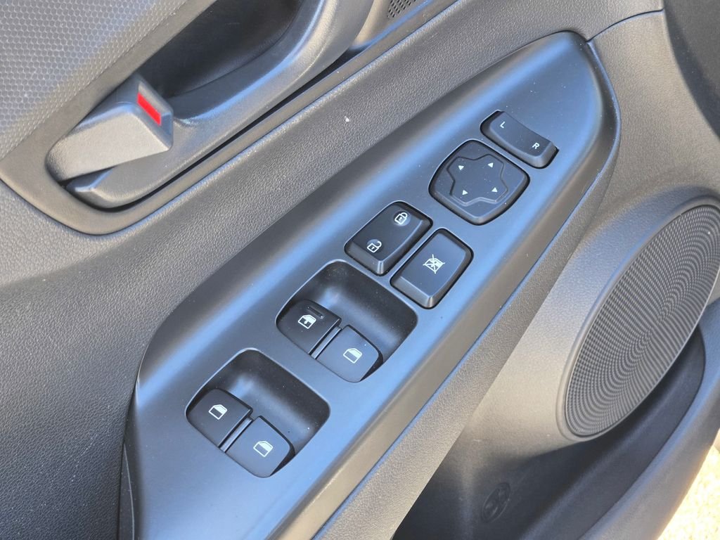 Certified Used 2022 Black Hyundai SE image 27