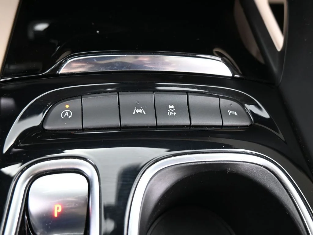 Used 2023 Sapphire Metallic Buick Preferred image 26