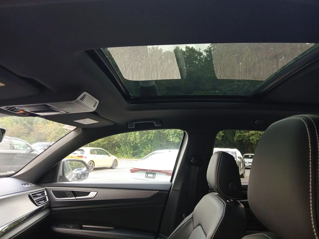 2026 Volkswagen Atlas Cross Sport SE w/Tech - Photo 20