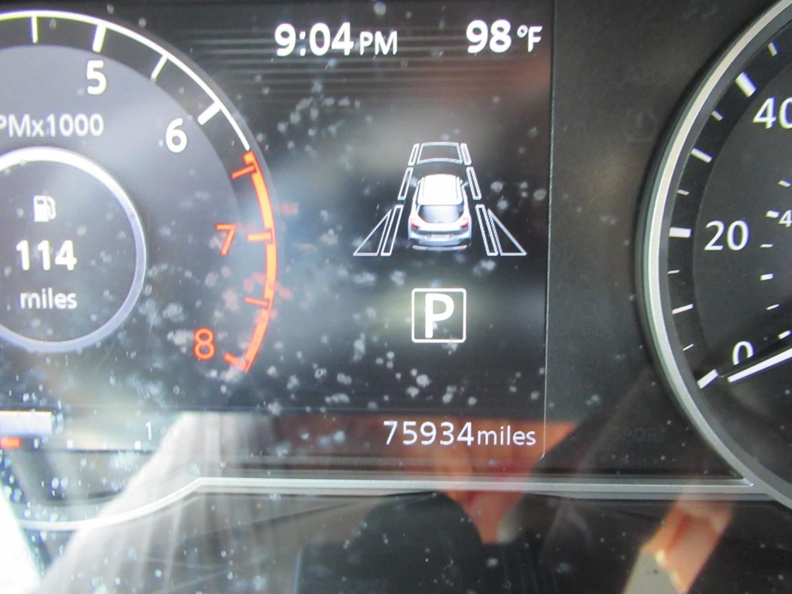 Used 2020 White Nissan SR image 28