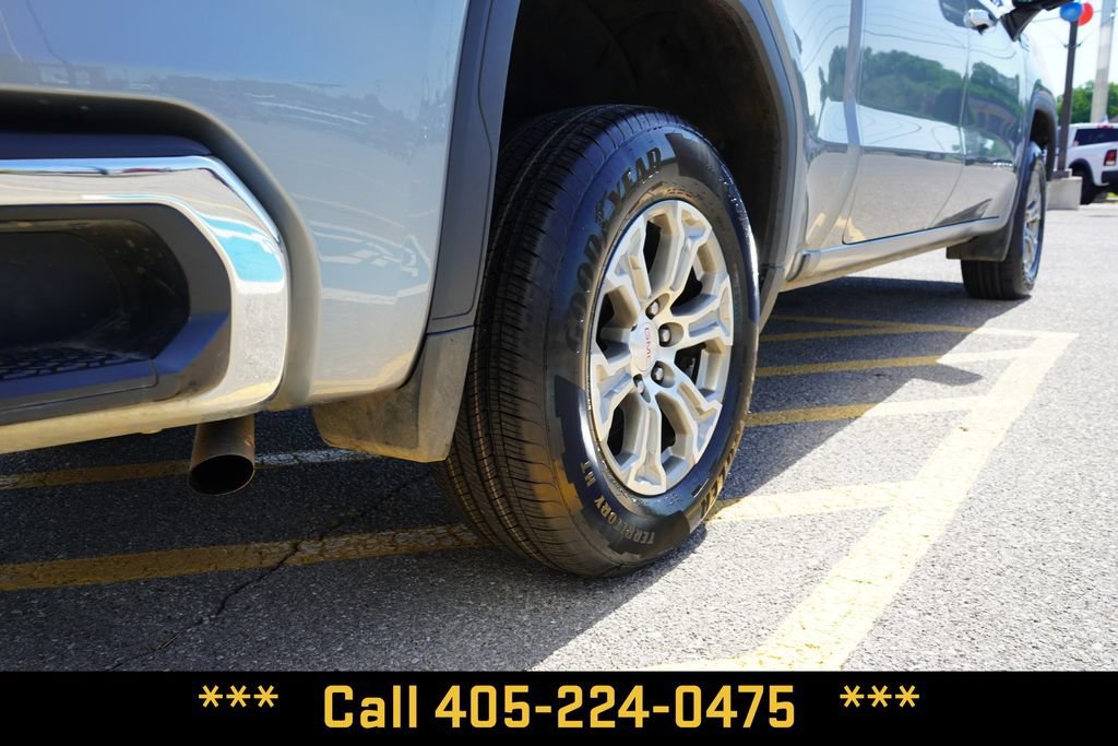 Used 2025 Sterling Metallic GMC SLT image 10
