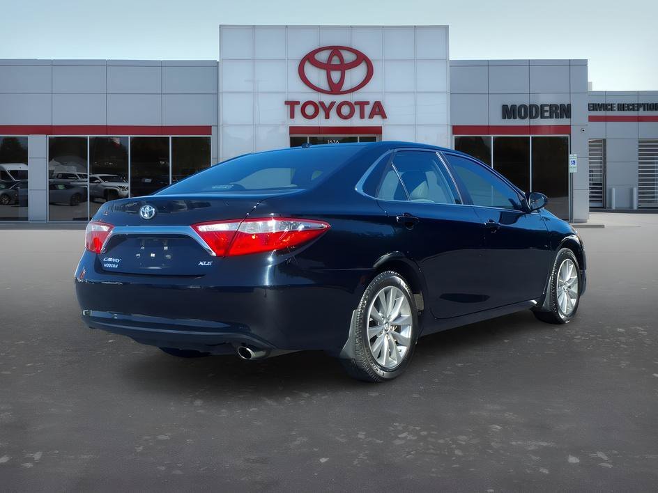 Used 2015 Attitude Black Toyota XLE image 5