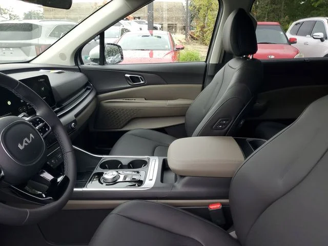 New 2026 Ivory Silver Kia EX image 8