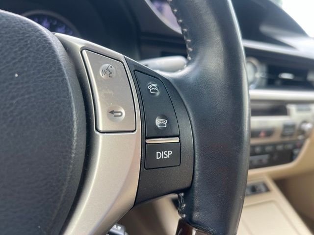 Used 2013 Starfire Pearl Lexus 350 image 21